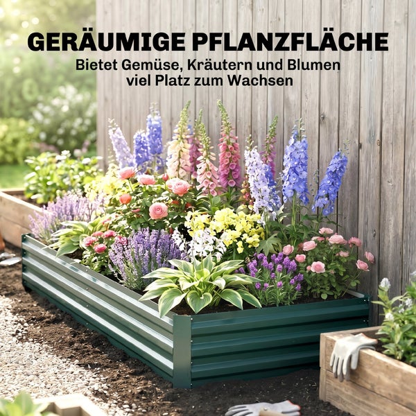 Moderner Gartenpavillon aus Metall mit Festdach und Vorhängen auf einer Terrasse mit Außenküche und einer Gruppe von Menschen am Esstisch.