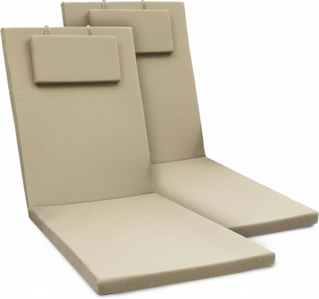 Zwei beige Auflagen für Sonnenliegen mit integriertem Kopfpolster.