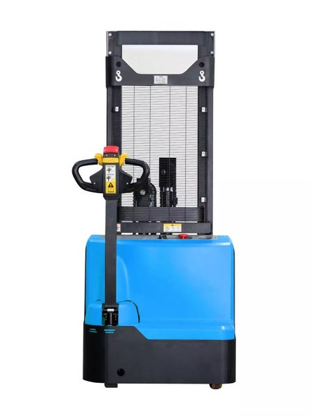 Elektro-Hochhubwagen für den Einsatz im Lager