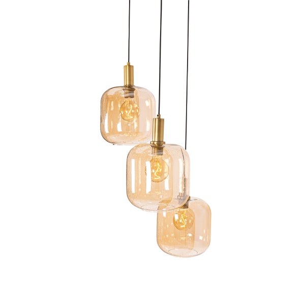 Hängelampe mit drei Glaslampenschirmen