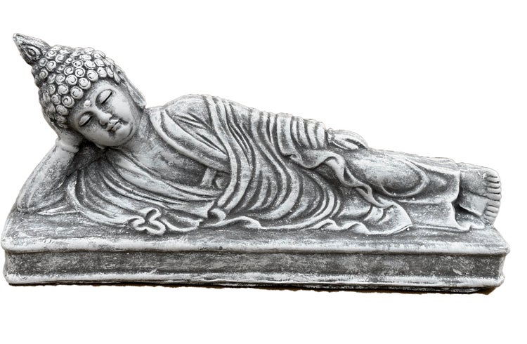 Liegende Buddha-Gartenfigur in Steinoptik, wetterfeste Dekoration für Garten und Balkon.