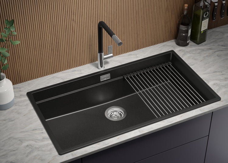 PRIMAGRAN Spülbecken Schwarz 86x47cm, Granitspüle 1 Becken + Ablauf-Set + Aufrollbare Abtropffläche, Küchenspüle ab 90er Unterschrank - Praga Slim