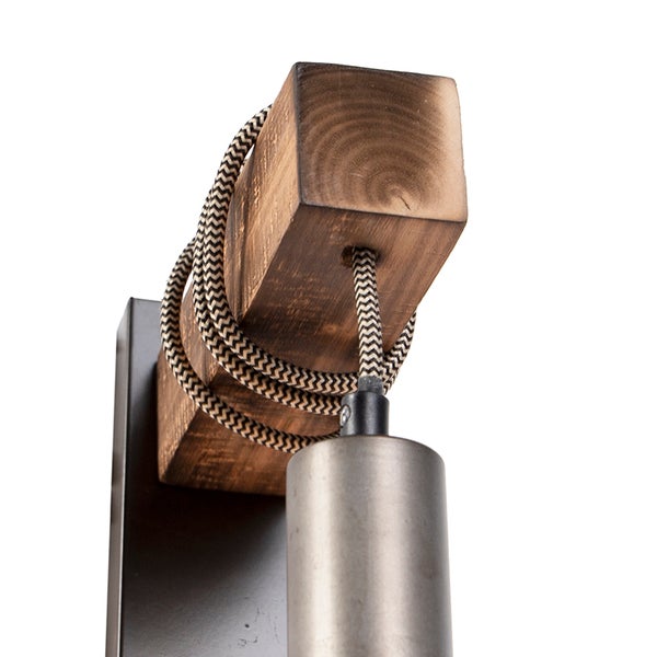 Wandleuchte aus Holz und Metall