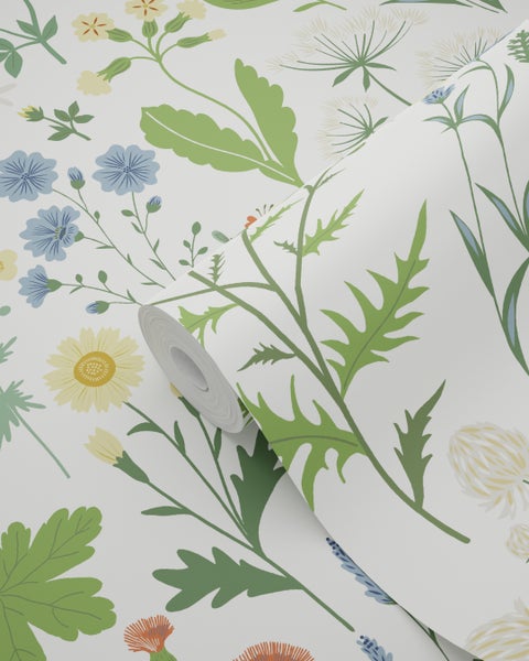 Tapetenrolle mit Blumenmuster