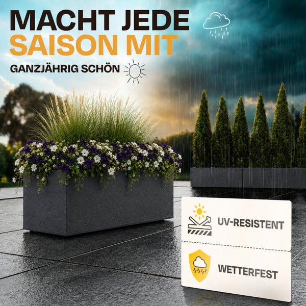 Rechteckige Pflanzkübel auf einer Terrasse, bepflanzt mit Gräsern und Blumen, ultraviolettbeständig und wetterfest für alle Jahreszeiten.