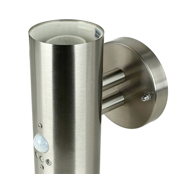 Wandleuchte aus Metall mit Bewegungsmelder