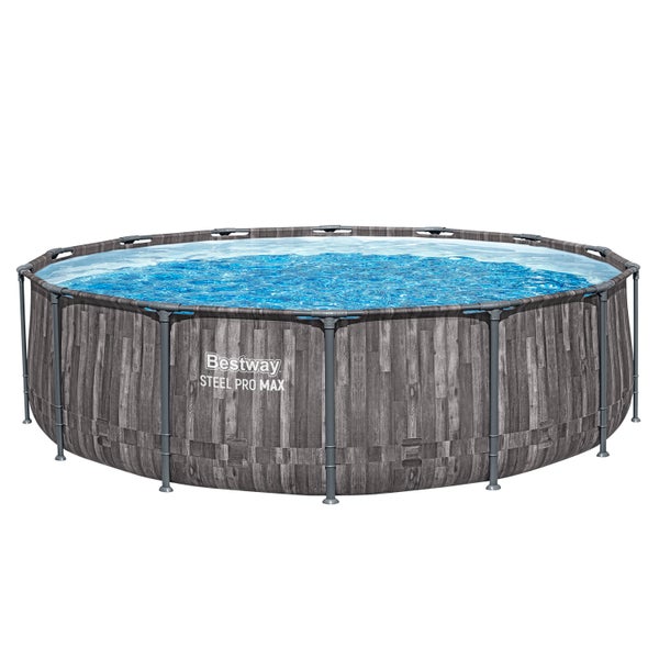 Runder Bestway Steel Pro Max Rahmenpool mit Außenwand in Holzoptik, gefüllt mit Wasser.