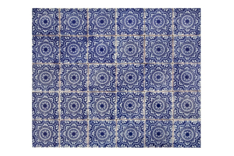 Fliesen mit floralem Muster