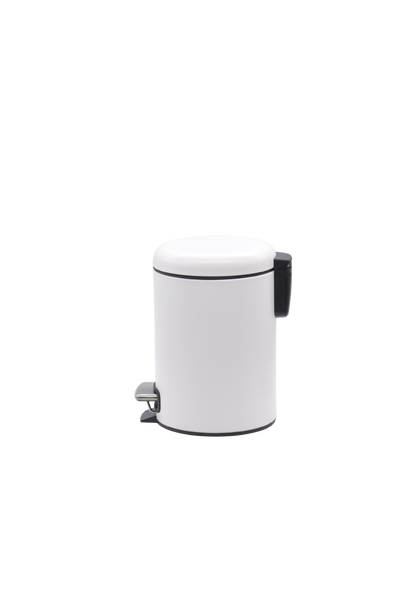 Weißer Tretabfalleimer aus Metall mit rundem Deckel und schwarzem Fußpedal.