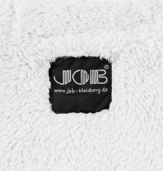 JOB Logo auf Fleece-Material mit der Website www.job-kleidung.de.