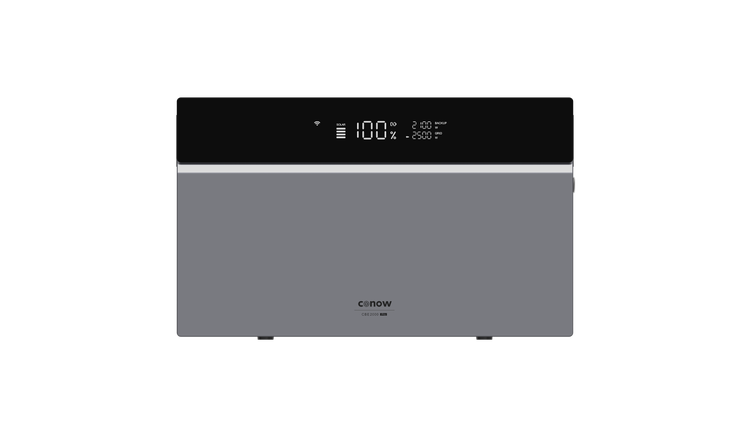 conow CBE 2000 Pro Batteriespeicher für Balkonkraftwerke mit digitalem Display zur Anzeige von Ladestand und Leistung in Watt.