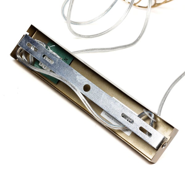 Metallhalterung für eine Lampe