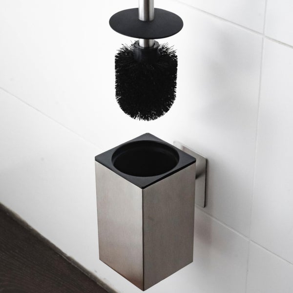 Wandmontierte WC Bürstengarnitur aus Edelstahl mit quadratischem Halter und herausnehmbarer Bürste für das Badezimmer.