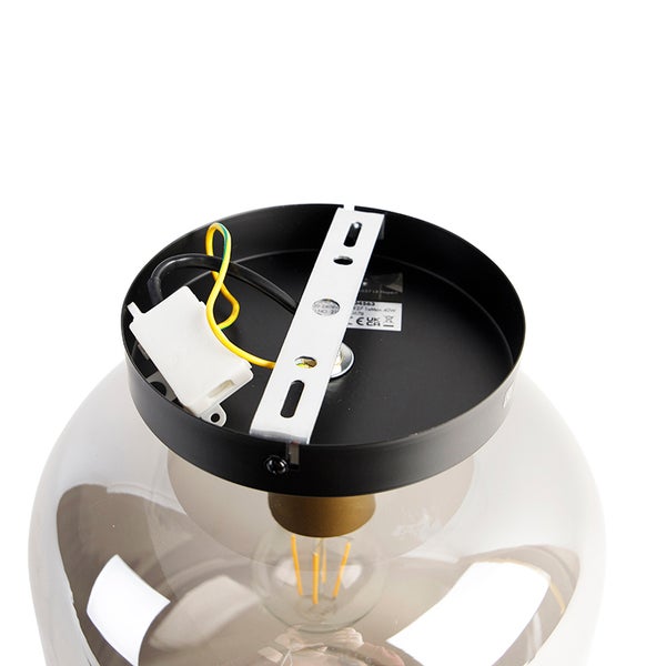 Deckenleuchte mit Anschlussklemmen und Befestigungsmaterial