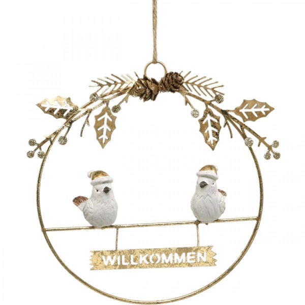 Dekorativer Weihnachtskranz mit Vögeln und Willkommensgruß als festliche Dekoration