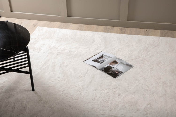 Nina Teppich 230x160 cm Polyester weiß. 160 X 230 X 2 cm