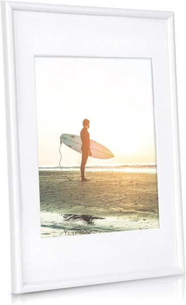 Bilderrahmen mit Foto eines Surfers am Strand