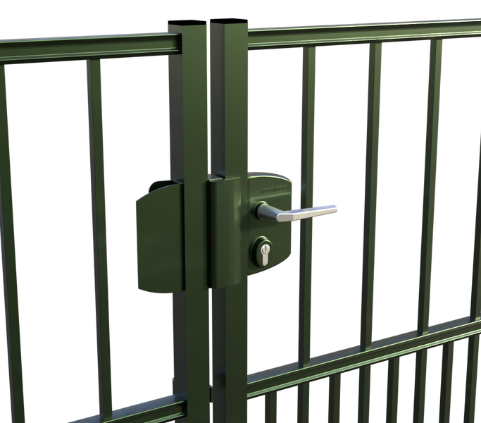 Detailaufnahme eines Gartentors mit Schloss und Griff