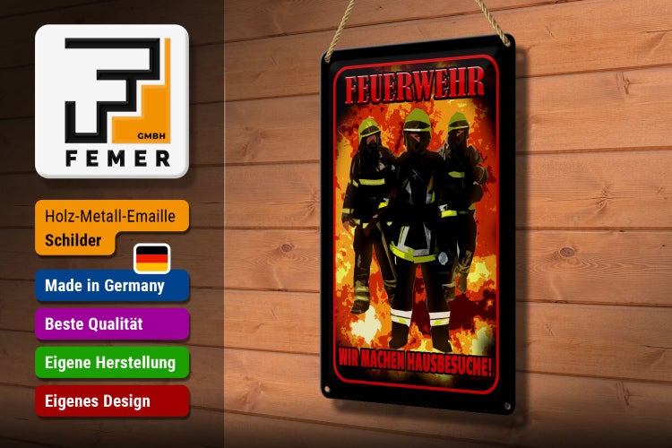 Tee Adventskalender mit weihnachtlichem Design und verschiedenen Teesorten