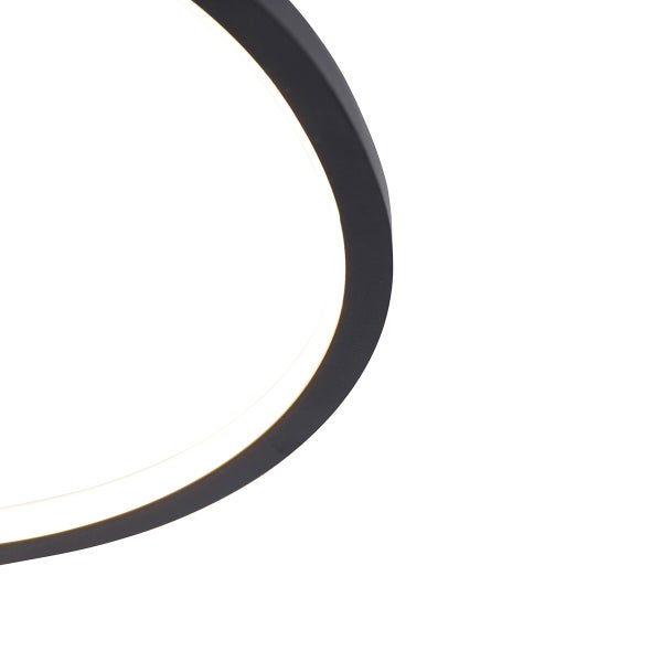 Detailaufnahme einer runden LED-Deckenleuchte