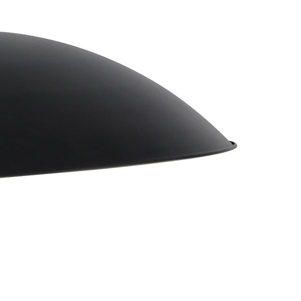 Schwarzer Lampenschirm