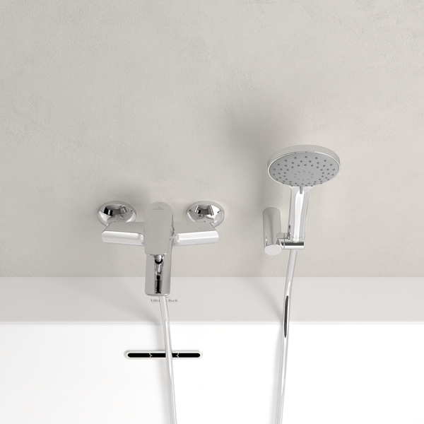 Villeroy & Boch Oasis Badewannenarmatur Aufputz, Wasserhahn Badewanne mit Rückflussschutz und Umstellfunktion, Mischbatterie Badewanne mit beweglichem Strahlregler, rund, Chrom