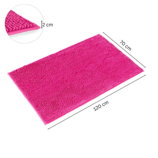 Pinkfarbene Badematte mit den Maßen 120 Zentimeter mal 70 Zentimeter und einer Höhe von 2 Zentimeter.
