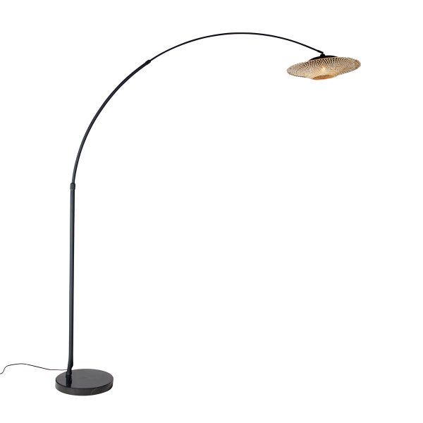 Maßzeichnung einer Bogenlampe mit Angabe der Gesamthöhe von 225 Zentimetern sowie Lampenschirm und Fußdurchmessern.