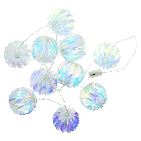Lichterkette mit Kugeln