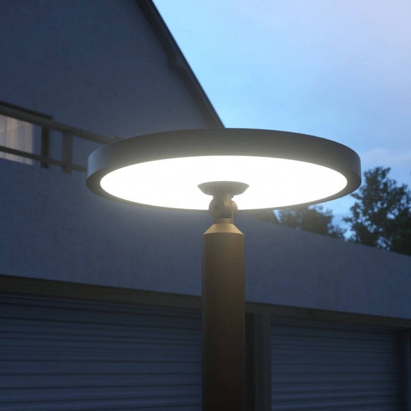 Lucande LED Mastleuchte außen Akito (spritzwassergeschützt (Modern) in Schwarz aus Aluminium (1 flammig, ) - Kandelaber Außenleuchte