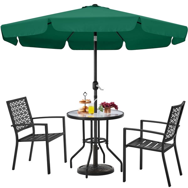 Gartenset mit Tisch, zwei Stühlen und grünem Sonnenschirm