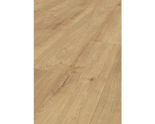 Helles Laminat mit Holzoptik für den Innenbereich