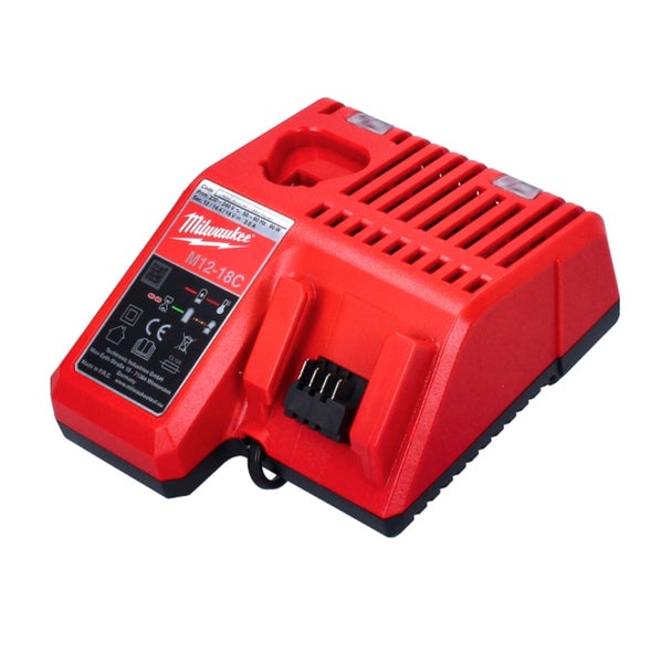 Milwaukee Akkuladegerät M12-18C für 12 Volt und 18 Volt Lithium-Ionen-Akkus.