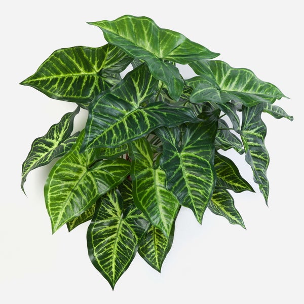 Künstliche Syngonium-Pflanze mit pfeilförmigen Blättern und ausgeprägten Blattadern.