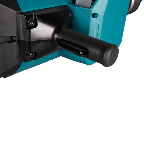 Detailansicht einer Bandschleifmaschine mit Griff