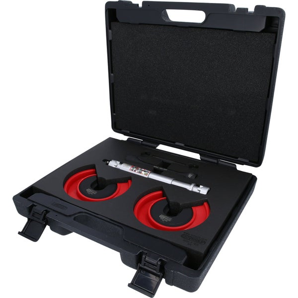 Werkzeugsatz zur Demontage von Radnaben in schwarzem Werkzeugkoffer