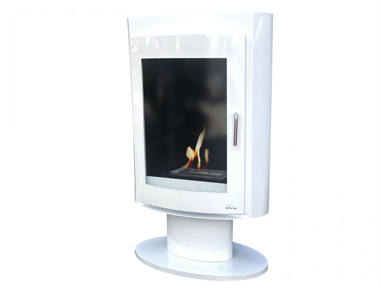 Ethanolkamin mit Flamme