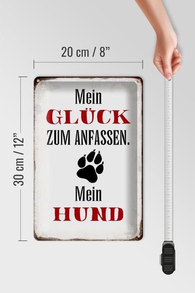 Illustration einer Feenwaldszene mit Feen, einem Rehkitz und Pilzen