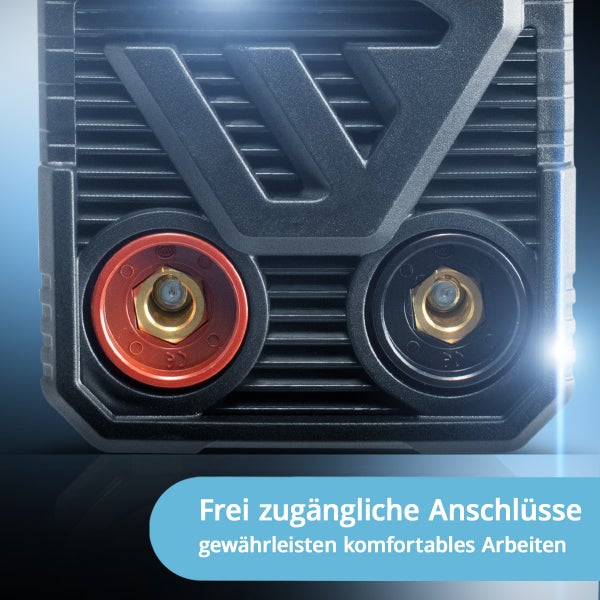 Detailansicht eines Schweissgeräts mit gut zugänglichen Anschlüssen