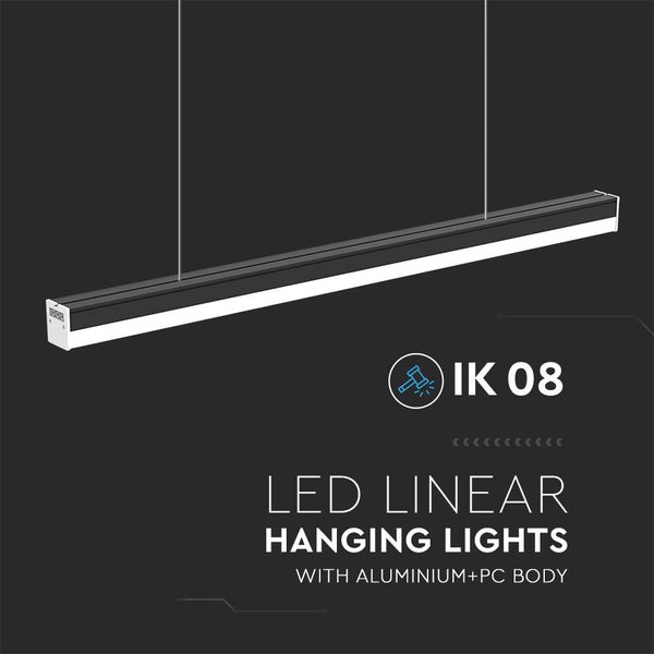 Lineare LED-Hängeleuchte mit Aluminium- und Polycarbonat-Gehäuse und IK08-Schlagfestigkeit.