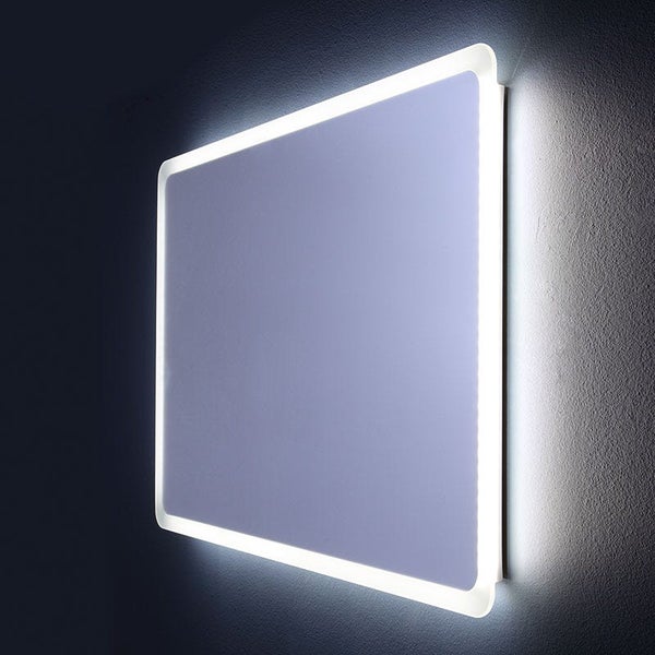 Rechteckiger Badezimmerspiegel mit abgerundeten Ecken und integrierter LED-Beleuchtung zur Wandmontage.