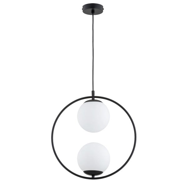 Moderne Pendelleuchte mit zwei runden Glaskugeln in einem kreisförmigen Rahmen aus Metall.