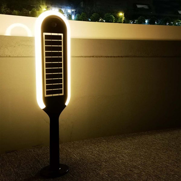 Solarlampe mit rechteckigem Solarpanel und LED-Beleuchtung