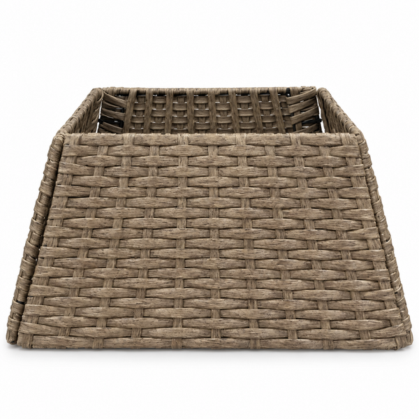 Quadratischer Korb aus Polyrattan Geflecht als Weihnachtsbaumständer Abdeckung