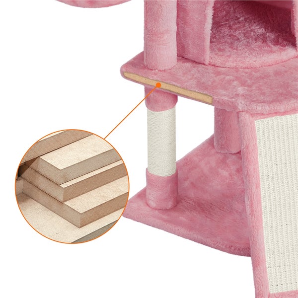 Detailansicht eines Katzenkratzbaums mit Holzplatten