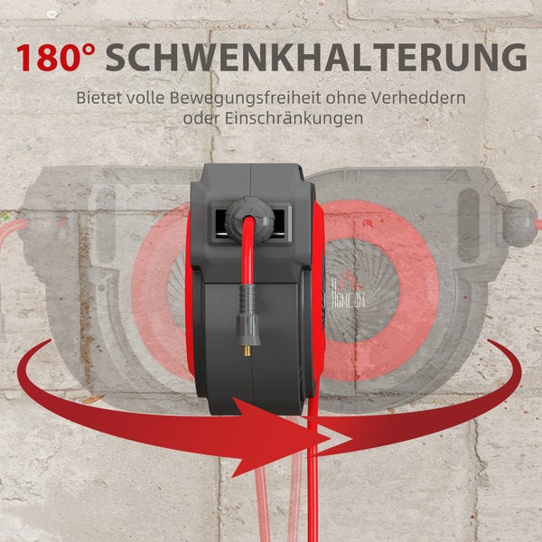 Mann benutzt eine Schlauchtrommel mit einem Schlauch in einer Garage