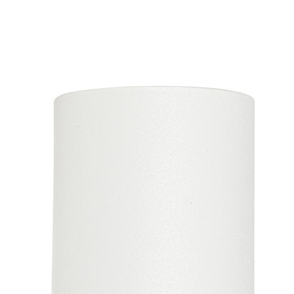 Detailaufnahme eines weißen, zylindrischen Lampenschirms.