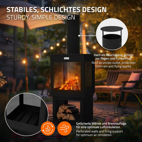 Moderner Gartenkamin aus schwarzem Metall mit Schornstein, integriertem Holzfach und gelöcherten Seitenwänden für optimale Luftzirkulation.