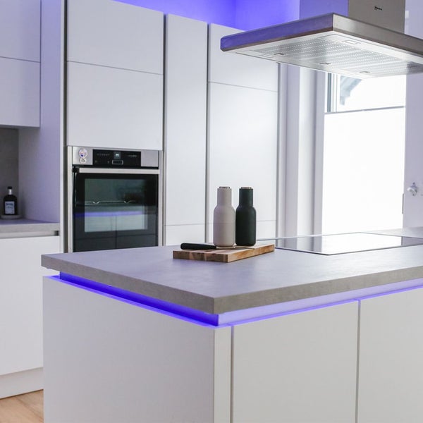 LED Streifen 10 m - dimmbar, Fernbedienung, Farbwechsel, RGB