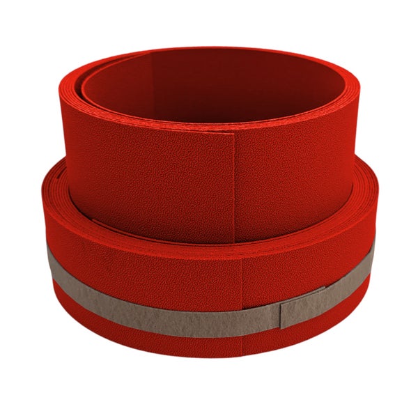 Zwei Rollen rotes Kantenband